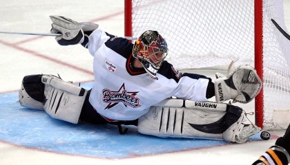 开云体育中国官网-场上花絮：比赛中那些搞笑与感动的瞬间，比赛花絮什么意思